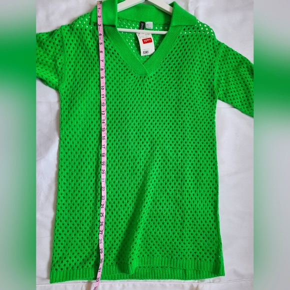 NWT- Crochet H&M cover-up, 100% Acrylic, Size S, green 💚 - Picture 5 of 8